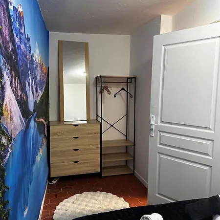 2 Apartment *